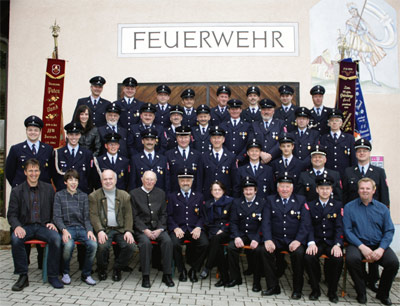 Gruppenfoto FF Lintach 2009