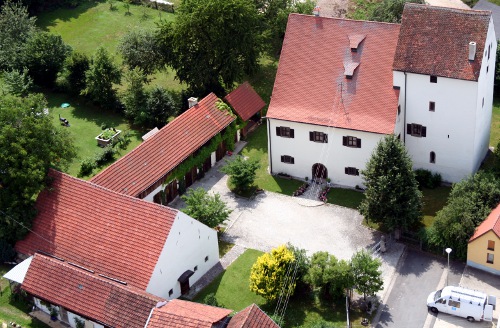 Luftaufnahme vom Oberen Schloss